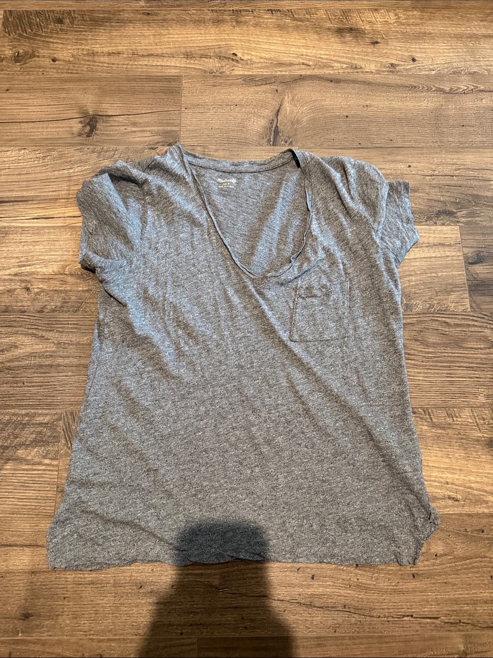 Madewell Women's Grey V-Neck Pocket Tee